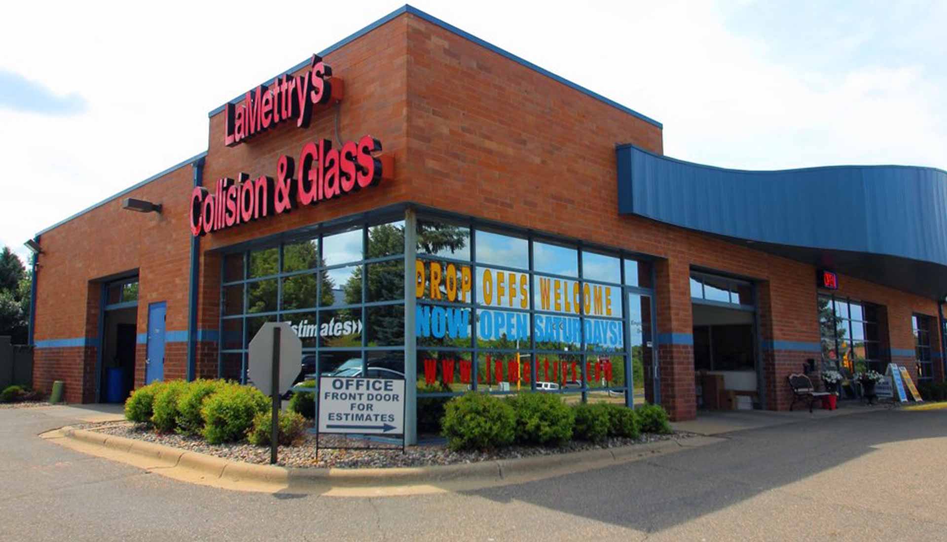 Burnsville LaMettry's Automotive Technology